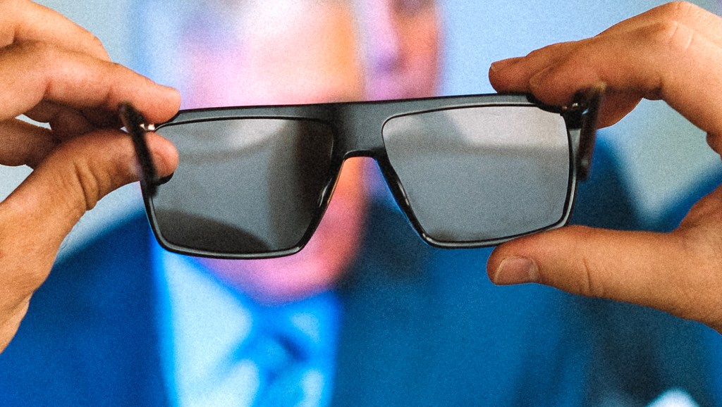These Screen-Blocking Glasses Are Ad-Blockers for Real Life