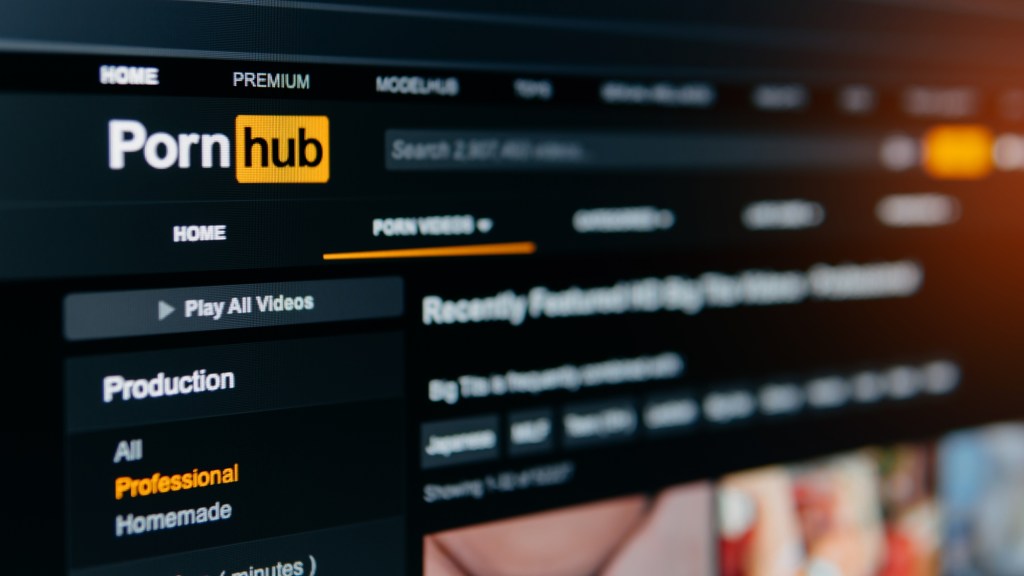 Pornhub Pulls Out of France Over Age Verification Law